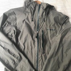 Patagonia Rain Jacket Windbreaker With Vents